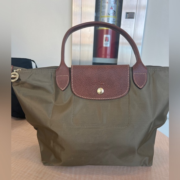 Longchamp Olive Tote with Brown Accents - Picture 6 of 7